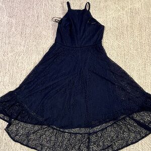 Like new Lace Vince Camuto Dress